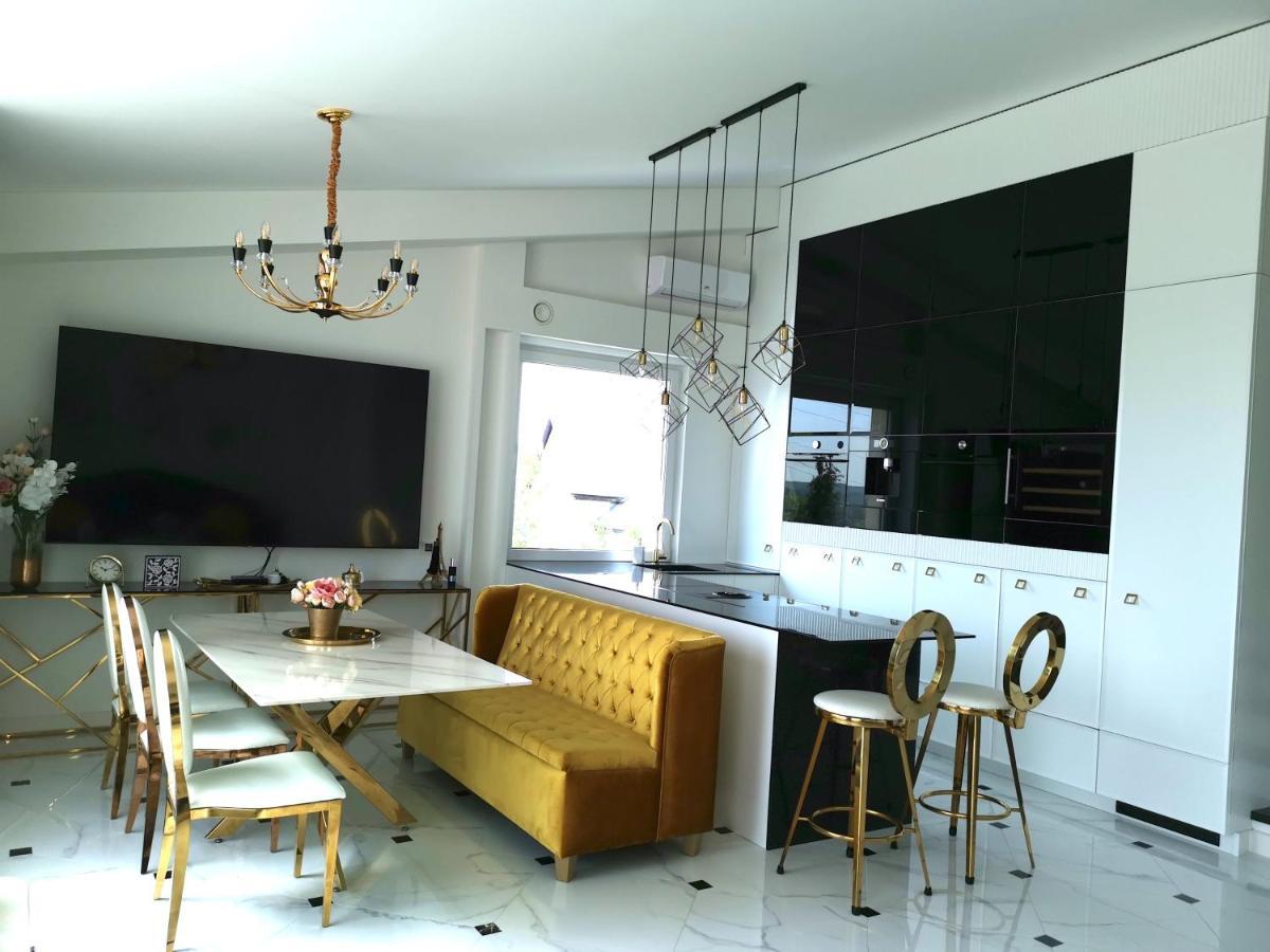 דירות וילנה Luxury Penthouse With Large Terrace & Panoramic Old Town View מראה חיצוני תמונה