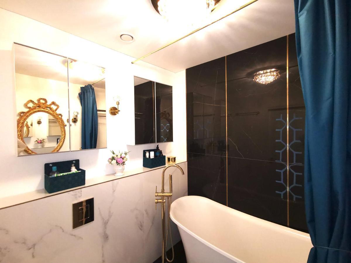 דירות וילנה Luxury Penthouse With Large Terrace & Panoramic Old Town View מראה חיצוני תמונה
